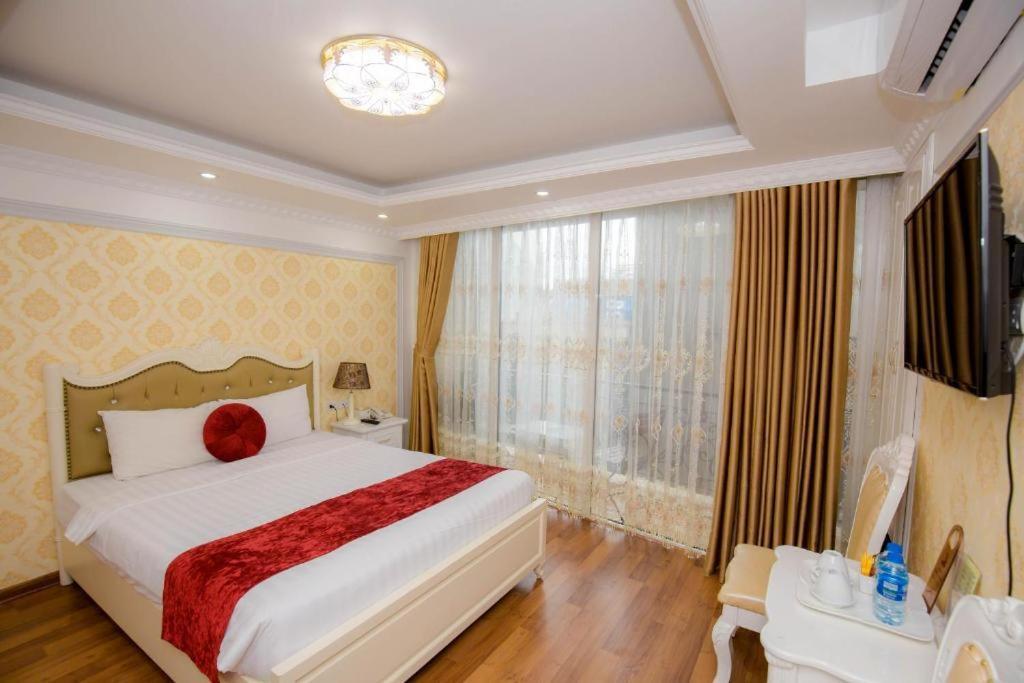 Cristina Boutique Hotel Hanoi Bagian luar foto