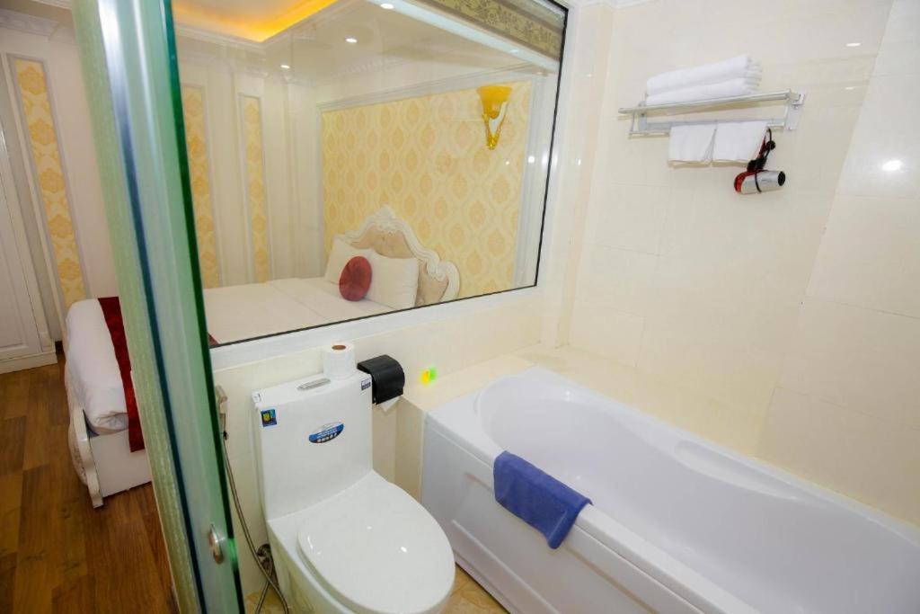 Cristina Boutique Hotel Hanoi Bagian luar foto